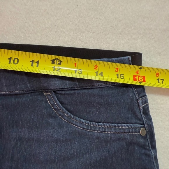 Simply‎ Vera Wang Women's Pull-on Elastic Back Stretch Blue Denim Jeans Size 12 - Picture 7 of 11
